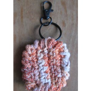 Porte-clés - bijou de sac - Multicolore - Fait main au crochet - 6 modèles - Orangé-rouille - Forme carrée