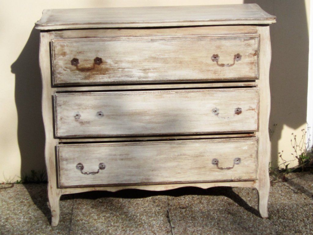 Commode avant relooking
