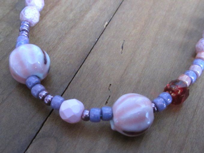 Bracelet en perles en verre et en céramique