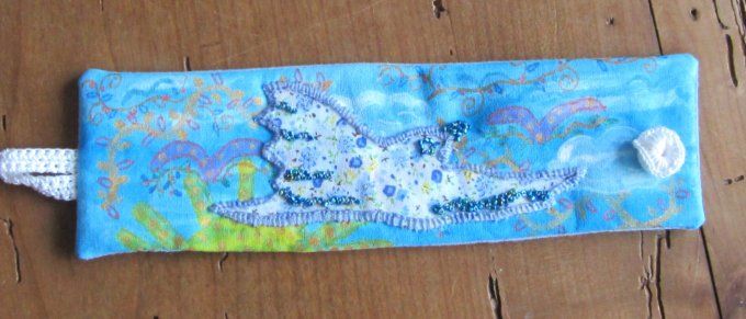 Bracelet textile brodé -OIseau - tour de poignet 16,5 - 17 cm
