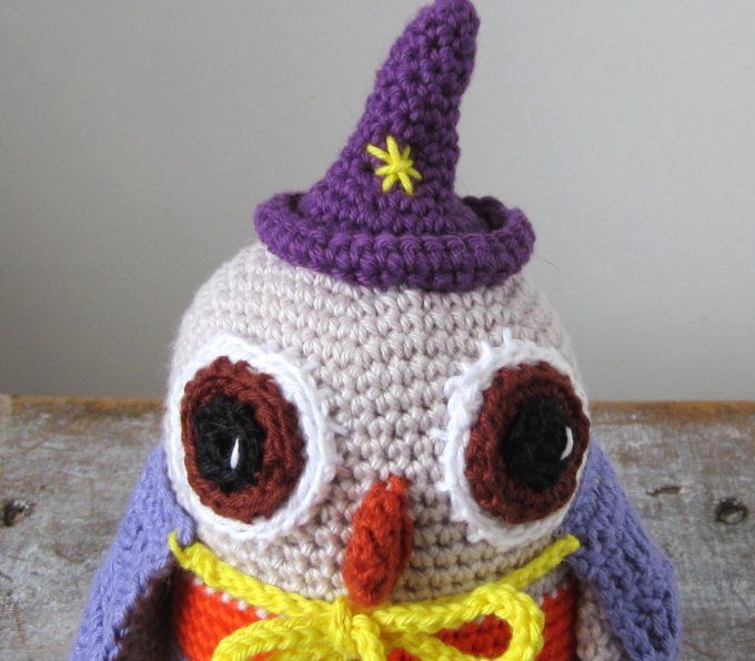 Samantha, chouette sorcière, faite main au crochet