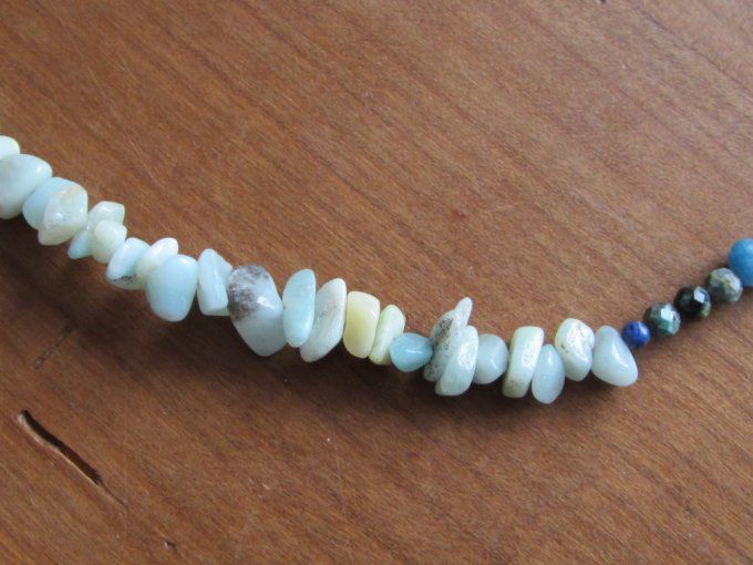 Collier en perles naturelles Amazonite, Lapis lazuli, Howlite