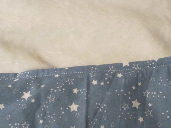 Couverture bébé polaire blanc/ tissu coton à motif enfantin - 3 modèles différents