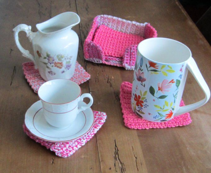 Dessous de verres, carrés fait main au crochet, lot de 6