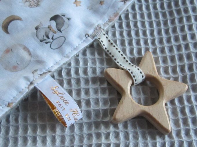 Doudou plat avec anneau de dentition ou hochet- 2 modèles