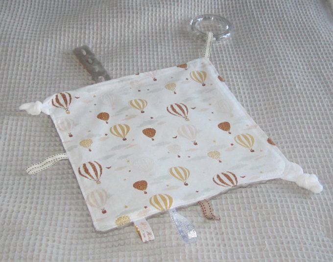 Doudou plat avec anneau de dentition ou hochet- 2 modèles
