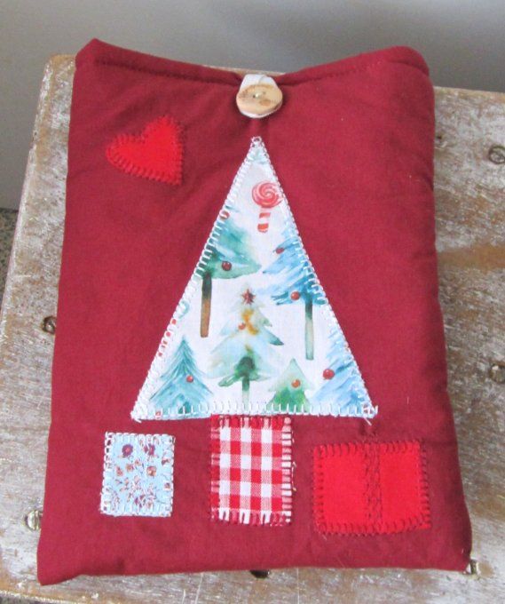 Housse matelassée pour livre de poche ou liseuse - DIFFERENTS MODELES