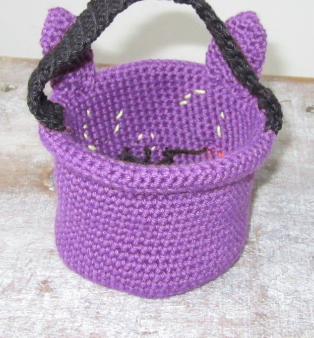 Petit panier Chat avec citrouille - Fait main au crochet
