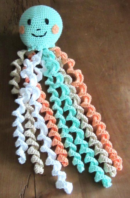 Pieuvre, doudou fait main au crochet