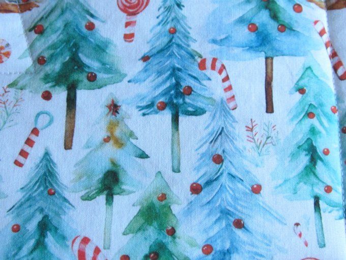 set de table matelassé - motif sapins